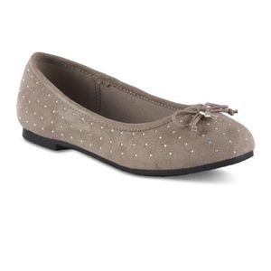 Gray Ballet Flat.